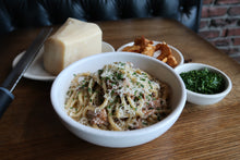 Load image into Gallery viewer, Bucatini & Mushroom Ragu Family Pasta Dinner